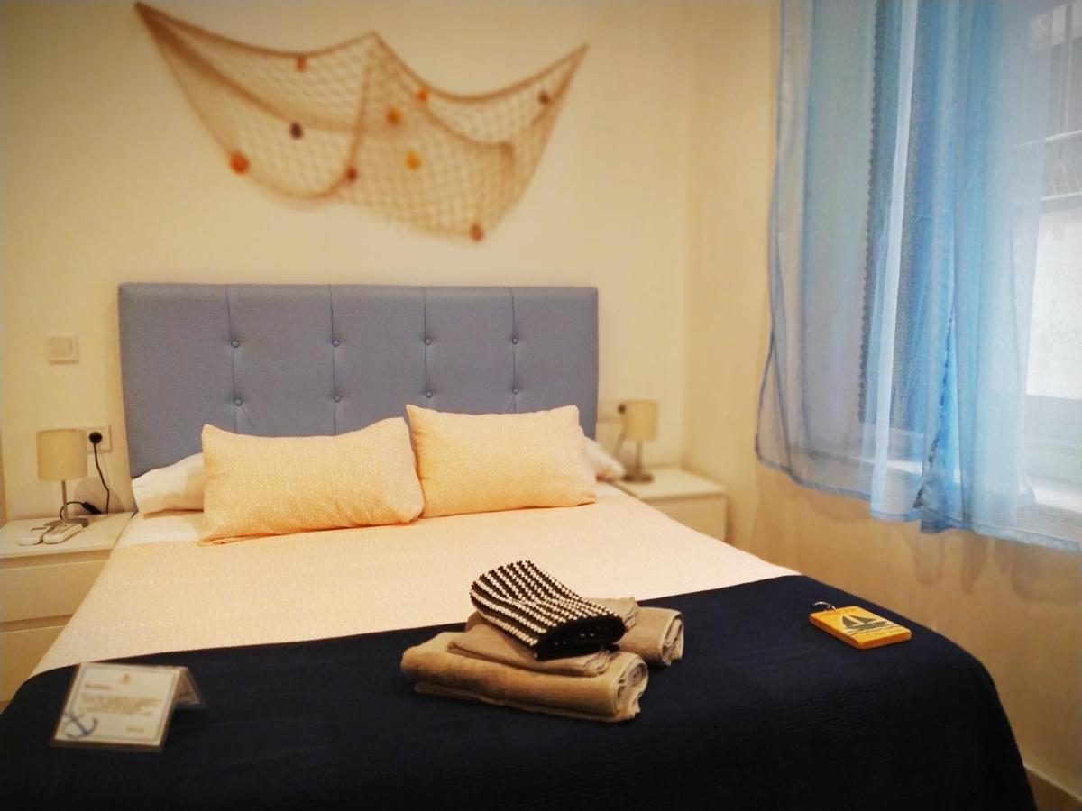Hostal Casa Nautilus Cádiz Exterior photo